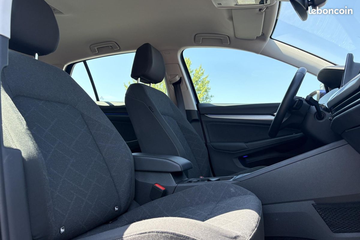 Volkswagen golf 1.0 e-tsi 110 mhev life dsg bva (image 15)