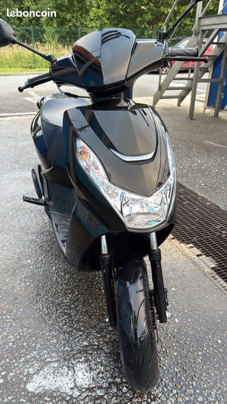 Peugeot kisbee 50cc (image 1)