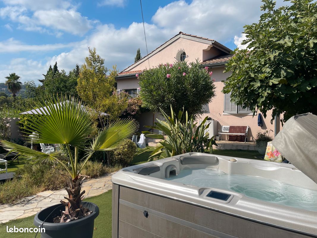 Maison 7 pièces 150 m² · à Mougins · 150 m² · 800 000 €