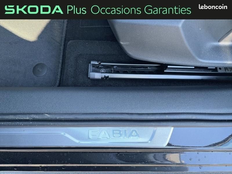 Skoda Fabia 1.0 TSI Evo2 116ch Selection DSG7 (image 32)