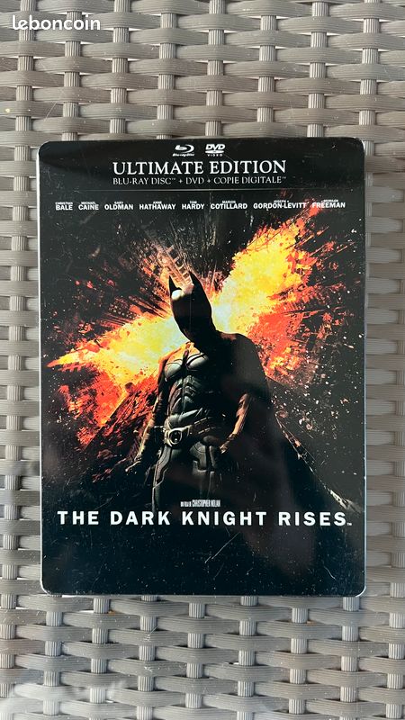 The Dark Knight Blu-Ray DVD - Ultimate Edition (image 1)