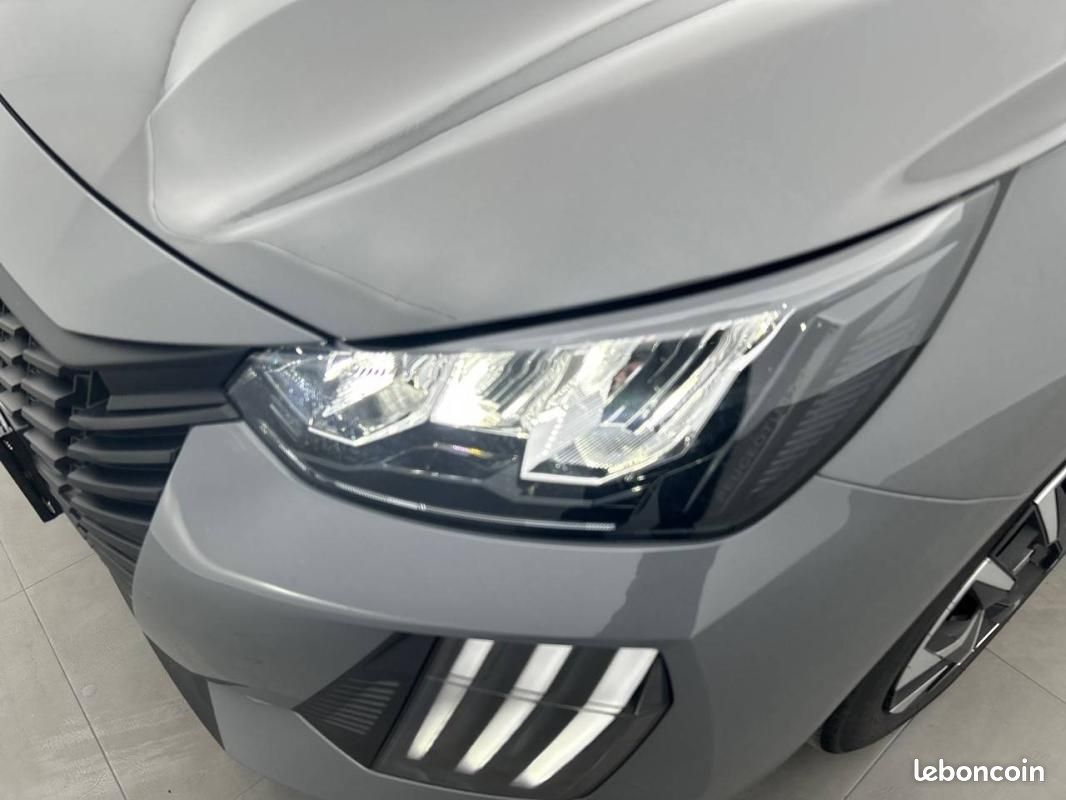 Peugeot 208 PureTech 75 S&S BVM5 - Active (image 16)