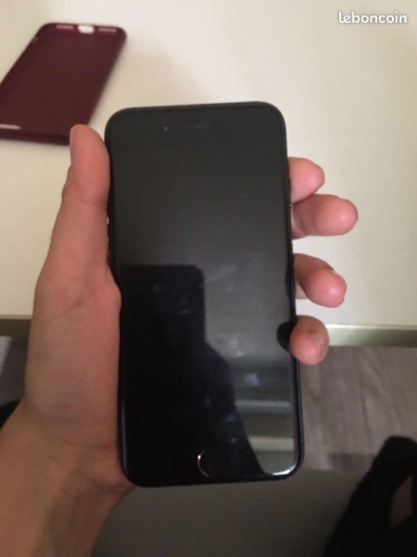 IPhone 7 32g (image 1)