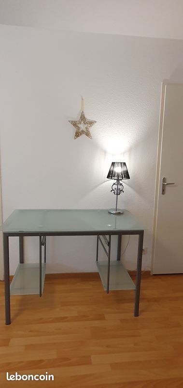 Bureau en verre (image 4)