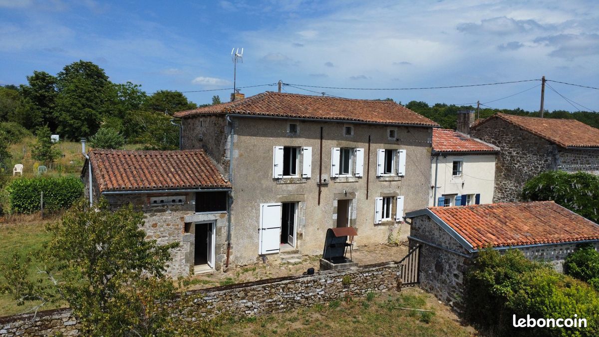 Maison 4 pièces 110 m² · au Bourdeix · 110 m² · 129 000 €