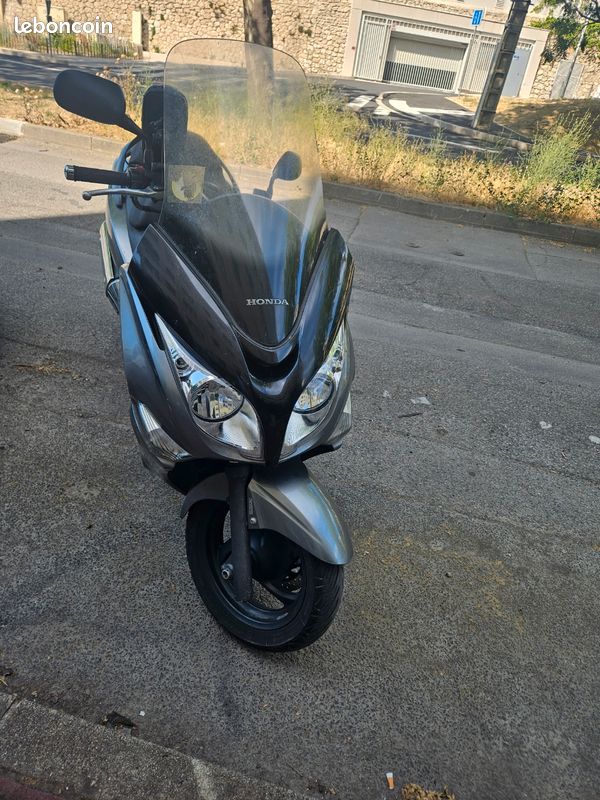 Honda 600 silverwing sw-t (image 1)