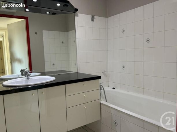 Appartement 4 pièces 85 m² — 23