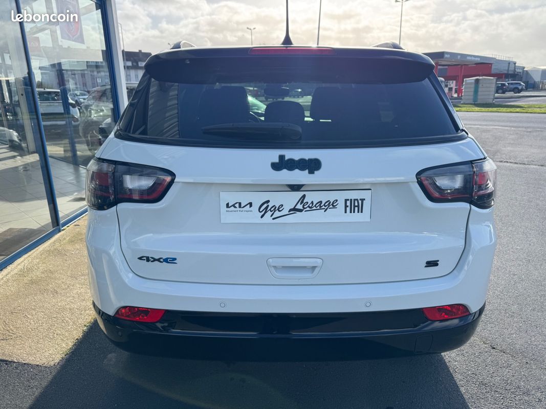 Jeep COMPASS S PHEV 240 CH 4XE S Plug-In Hybrid 4Xe (image 5)