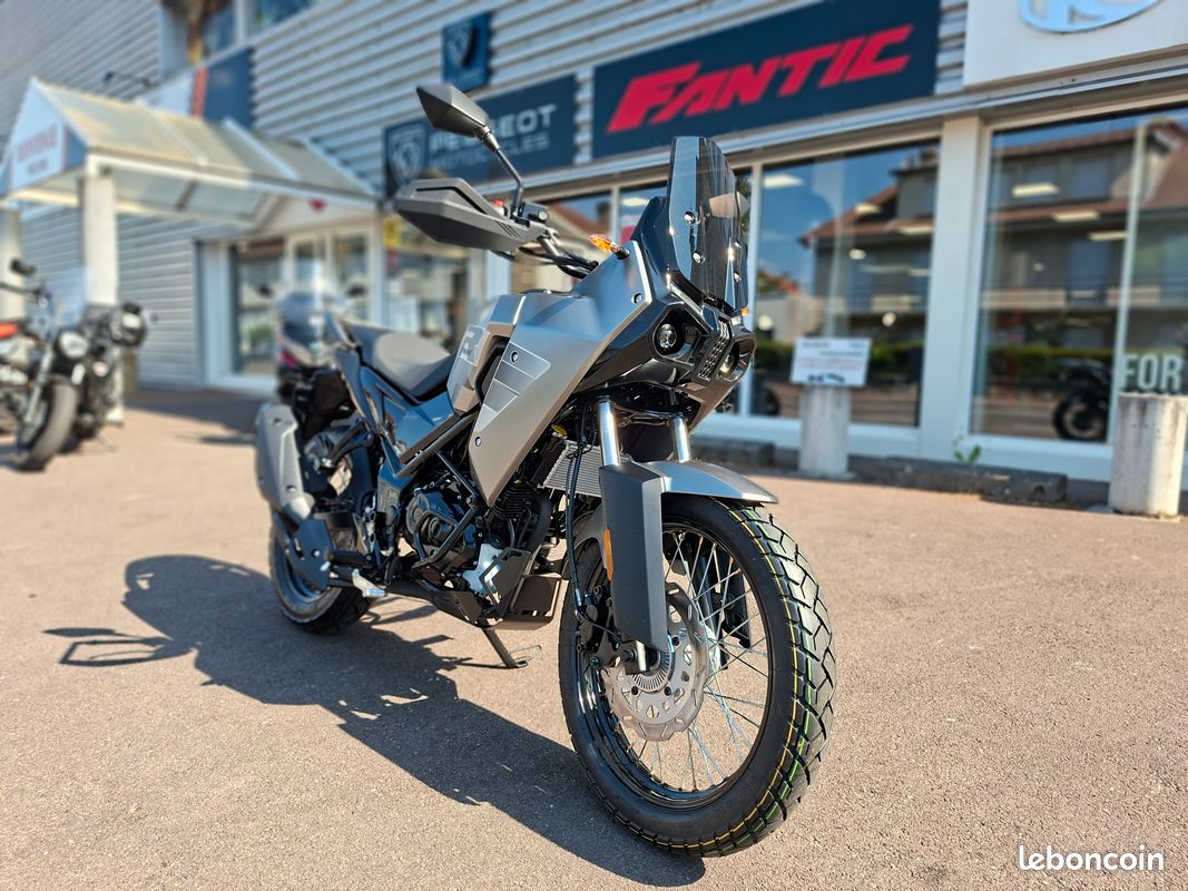 Moto 125 trail NH-R SYM (image 1)