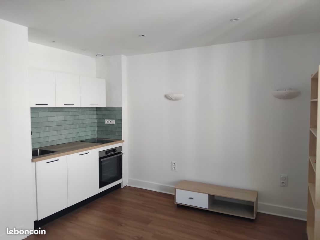 Appartement 1 pièce 23 m² · à Bourgoin-Jallieu · 23 m² · 570 €/mois