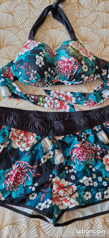 Ensemble pièces maillot de bain short décathlon 95 D et bas 46