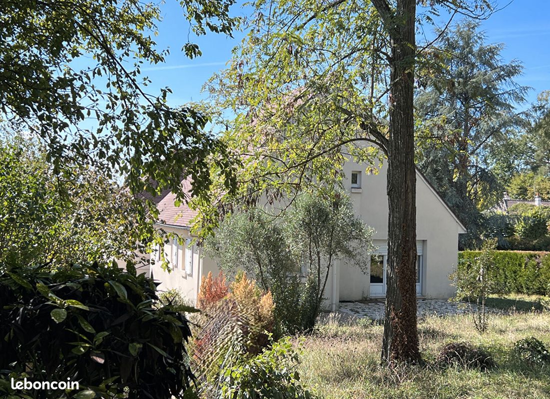 Maison 8 pièces 175 m² · à Vernou-sur-Brenne · 175 m² · 374 000 €
