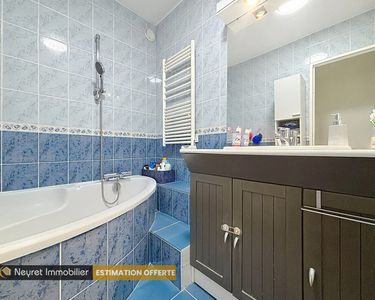 Appartement 240 000 € - 82 m²