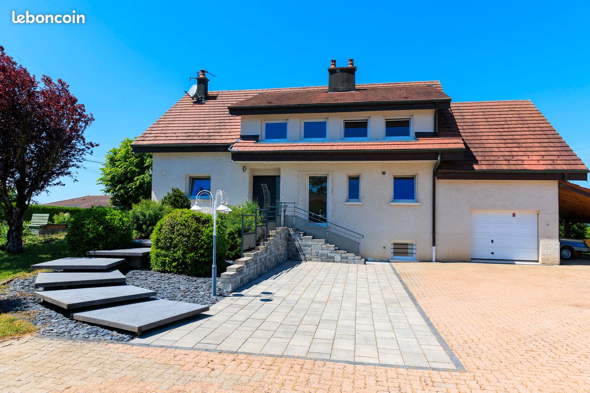 Maison 8 pièces 191 m² · à Saône · 191 m² · 627 000 €