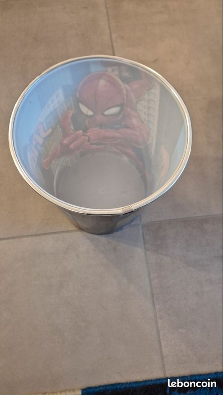Poubelle de bureau spiderman Marvel (image 3)