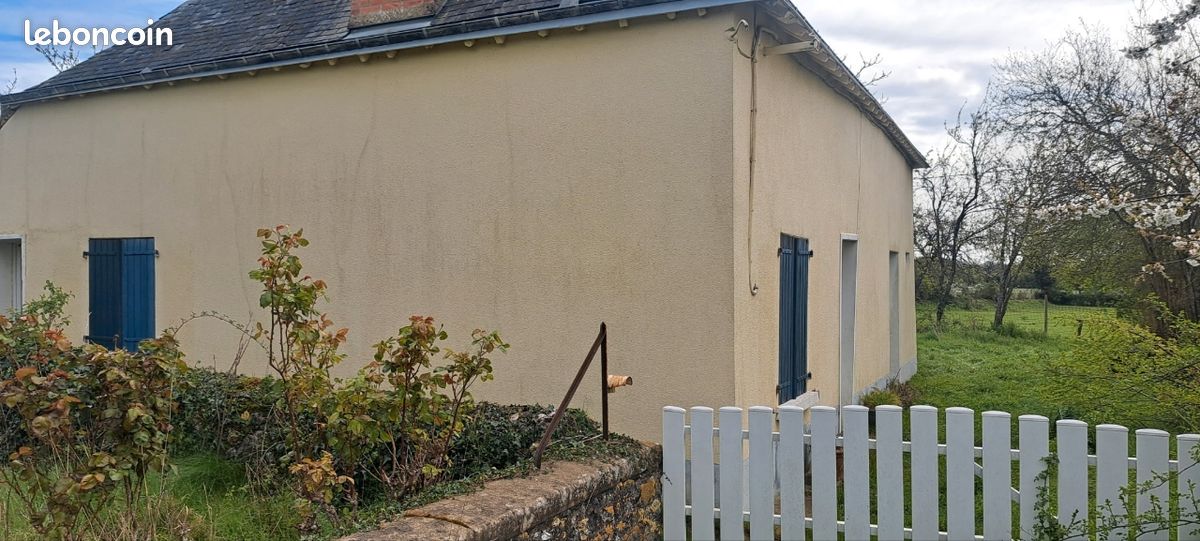 Maison 4 pièces 100 m² · à Saint-Denis-d'Anjou · 100 m² · 60 000 €