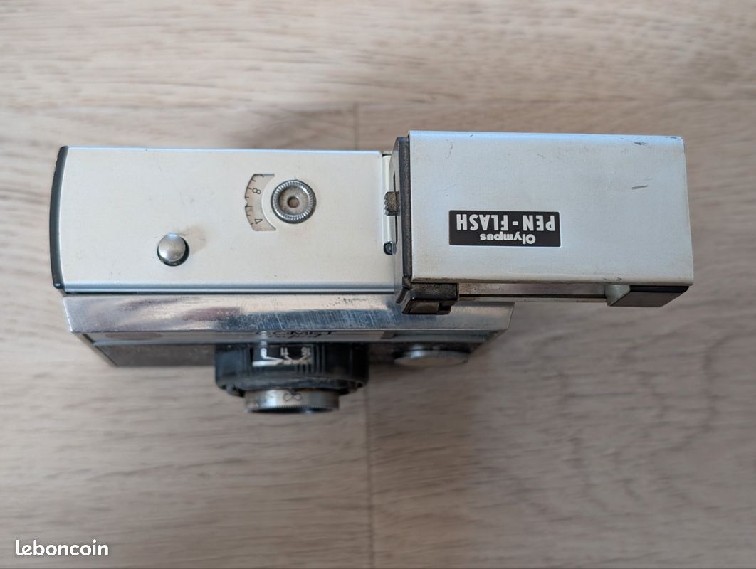 Appareil Photo Vintage Bencini Comet 455-X - Italie 1970 - Format 126 - Fonctionnel