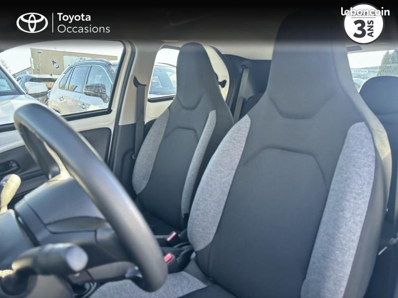 Toyota Aygo X 1.0 VVT-i 72ch Active Business MY23 (image 11)