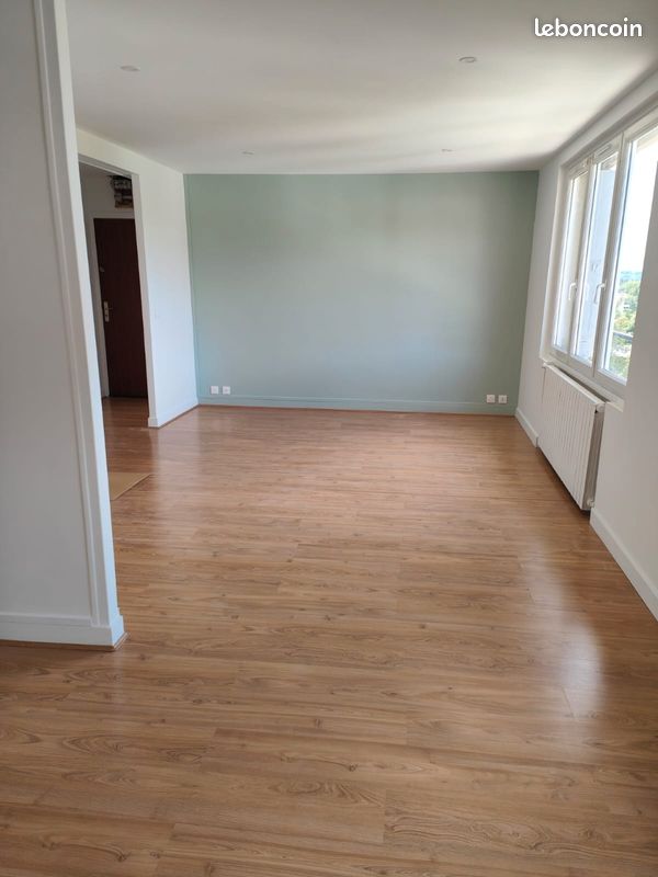 Appartement 4 pièces 83 m² · à Le Chesnay-Rocquencourt · 83 m² · 1 800 €/mois