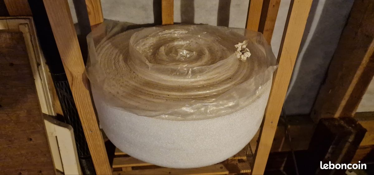 Bande périphérique en mousse avant chape liquide (image 1)