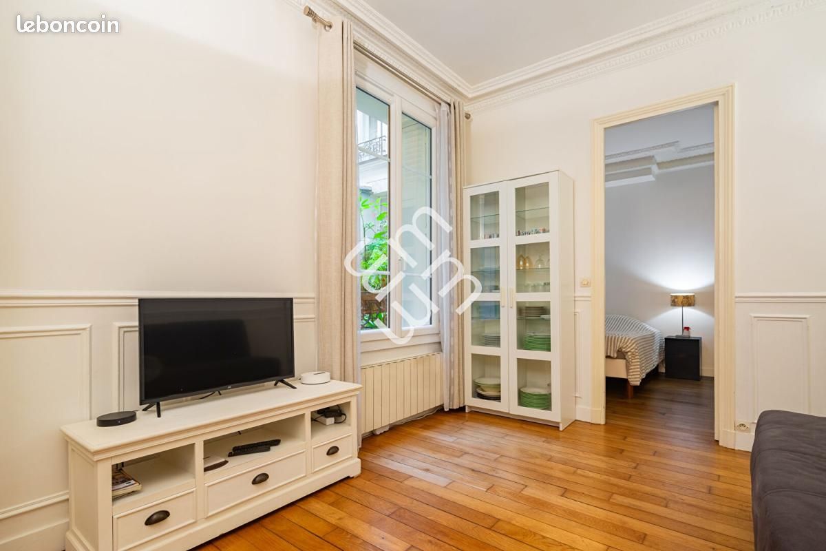 Appartement 3 pièces 43 m² · à Paris · 43 m² · 489 000 €