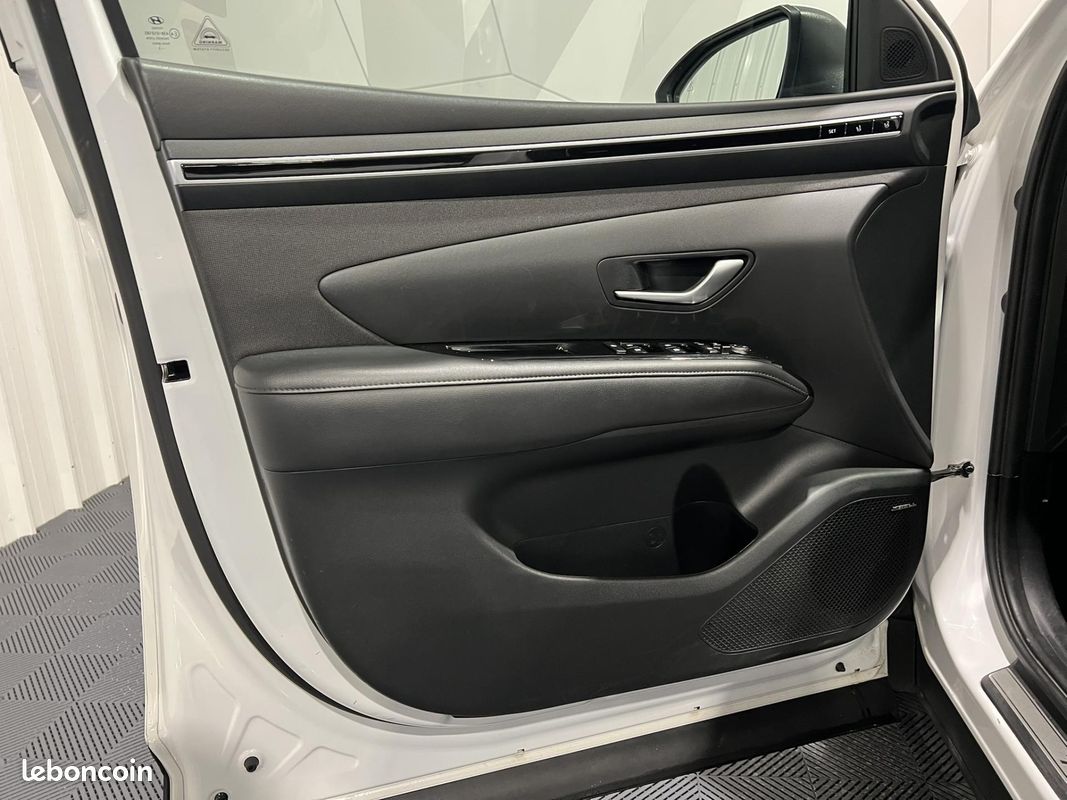 HYUNDAI TUCSON 1.6 T-GDI 230 Hybrid BVA6 Executive (image 22)