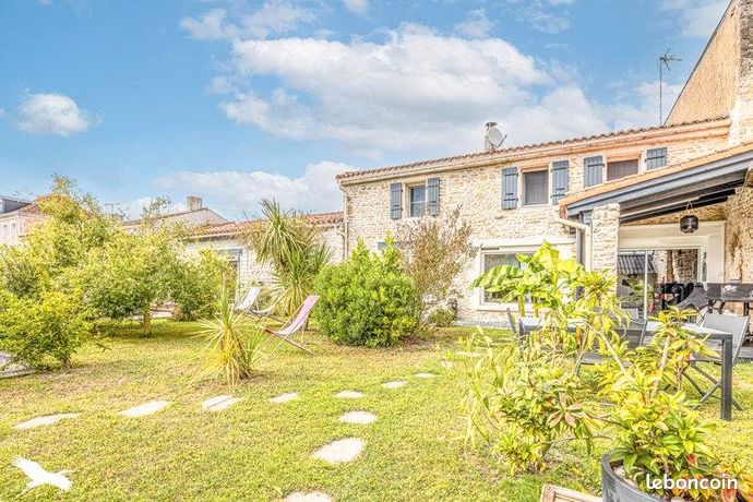 Maison 8 pièces 155 m²