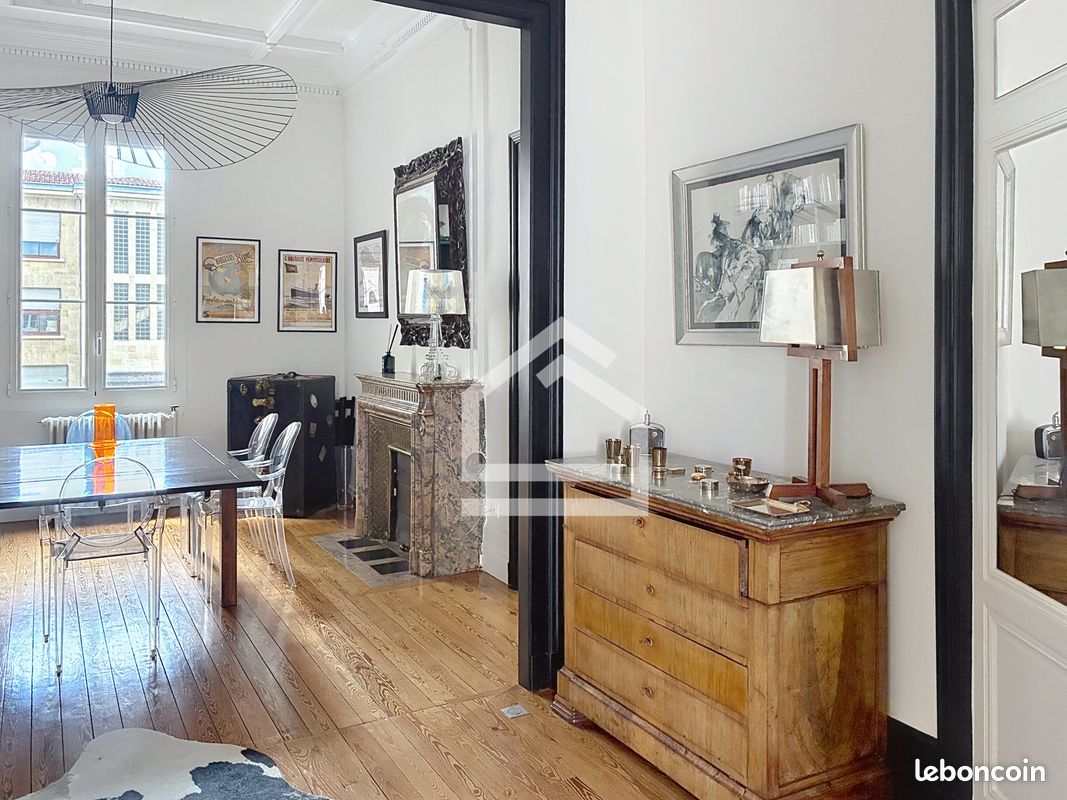 Maison 10 pièces 332 m² · à Bordeaux · 332 m² · 1 358 500 €