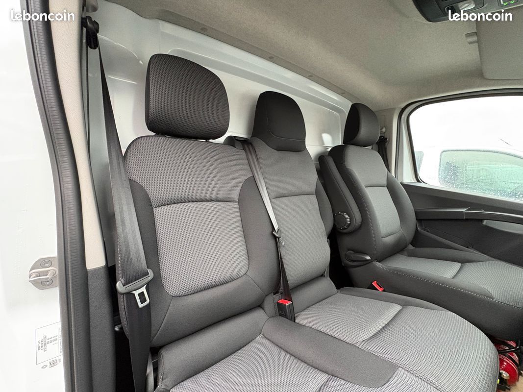 Renault TRAFIC Van L2H1 ADVANCE 3T Blue Dci 150ch E6E - Dispo rapide (image 7)