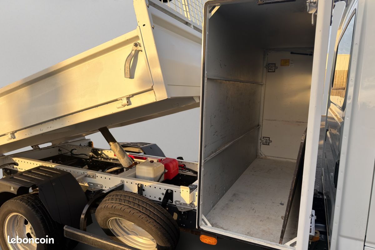Iveco Daily CCb 35-160H / 3.0 160CH / BENNE & COFFRE / 2023 / 35C16 / (image 7)