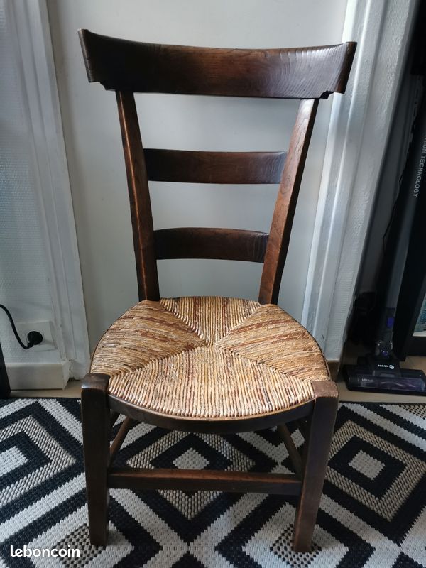 Chaise ancienne (image 1)