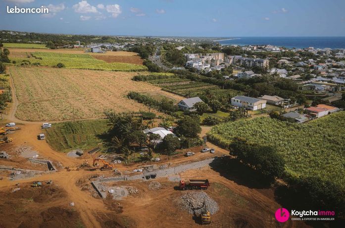 Terrain 307 m² Saint Benoit