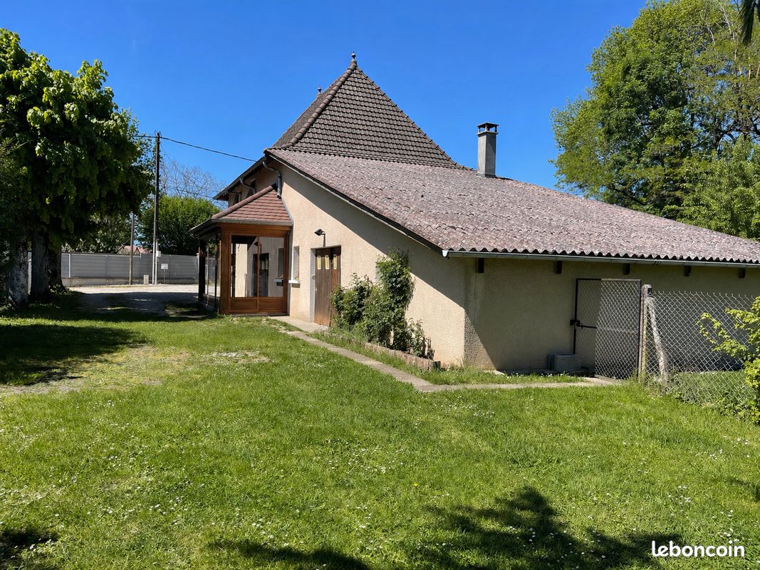Maison 4 pièces 106 m² · à Faverges-de-la-Tour · 106 m² · 270 000 €