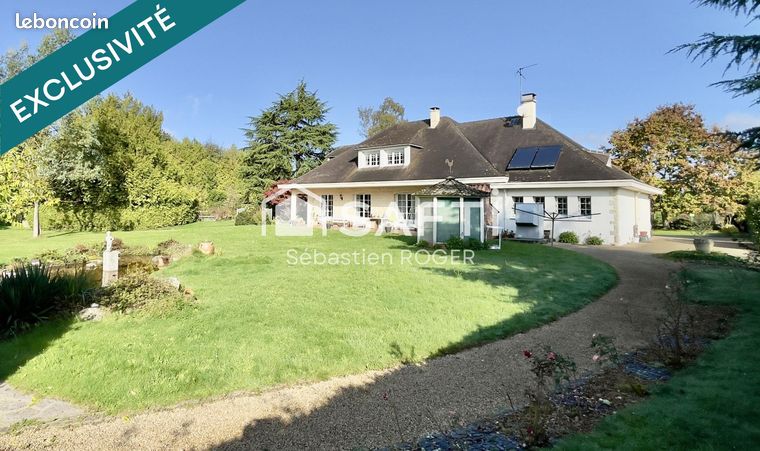 Propriété 7 pièces 214 m²