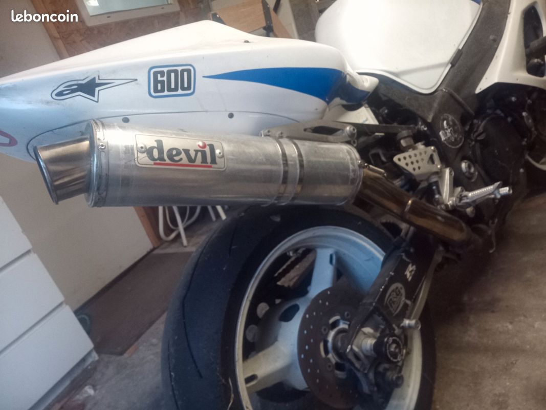 Silencieux Devil 600 GSXR de 2001 à 2003 (image 1)