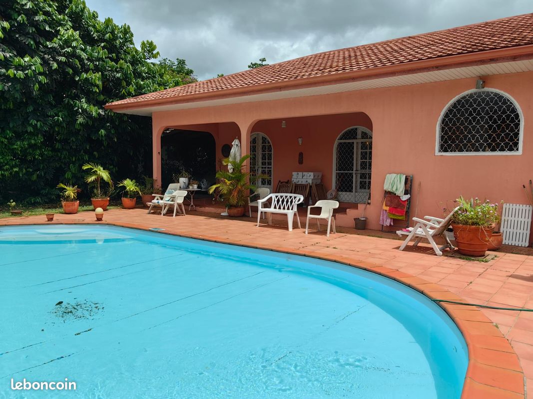 Maison 5 pièces 200 m² · à Cayenne · 200 m² · 560 000 €