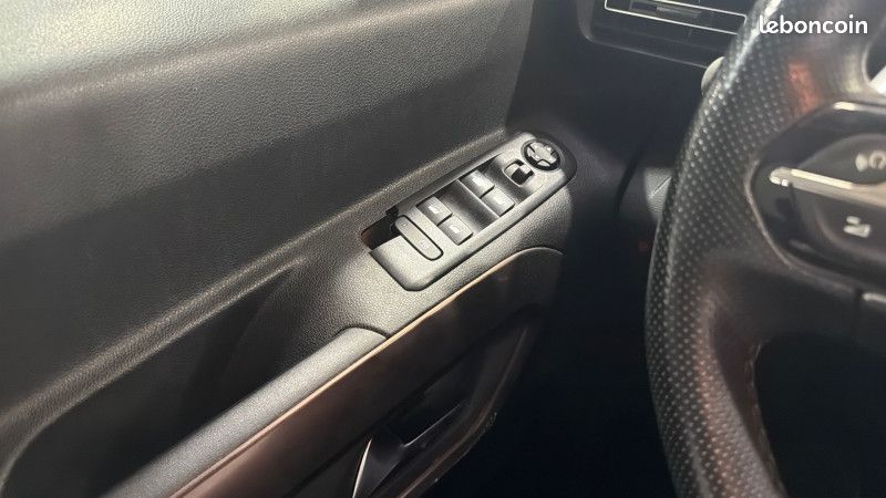 Peugeot RIFTER BLUEHDI 130CH S&S STANDARD GT LINE EAT8 (image 19)