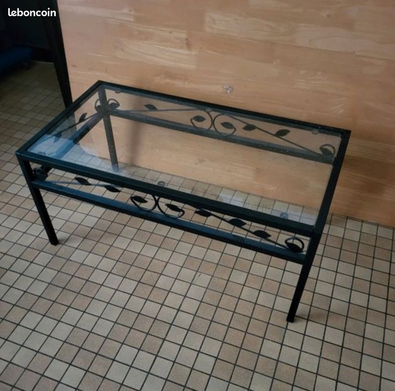 Table (image 1)