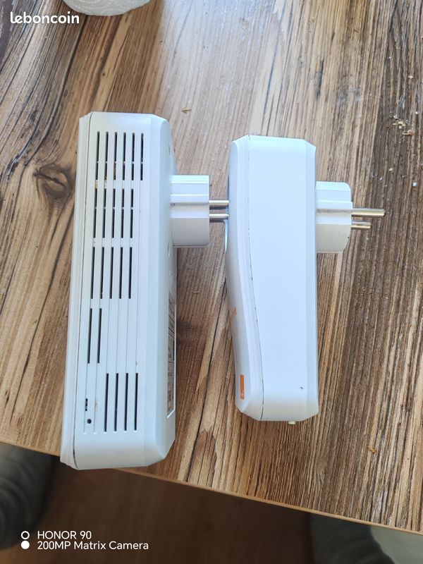 Wifi extender orange (image 2)