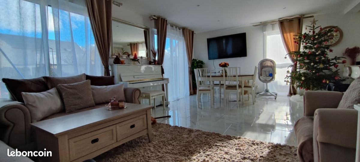 Maison 5 pièces 106 m² · à Laize-Clinchamps · 106 m² · 280 000 €