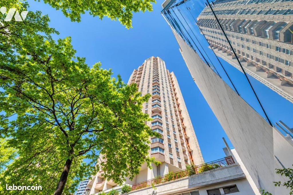 Appartement 5 pièces 131 m² · à Paris · 131 m² · 999 000 €