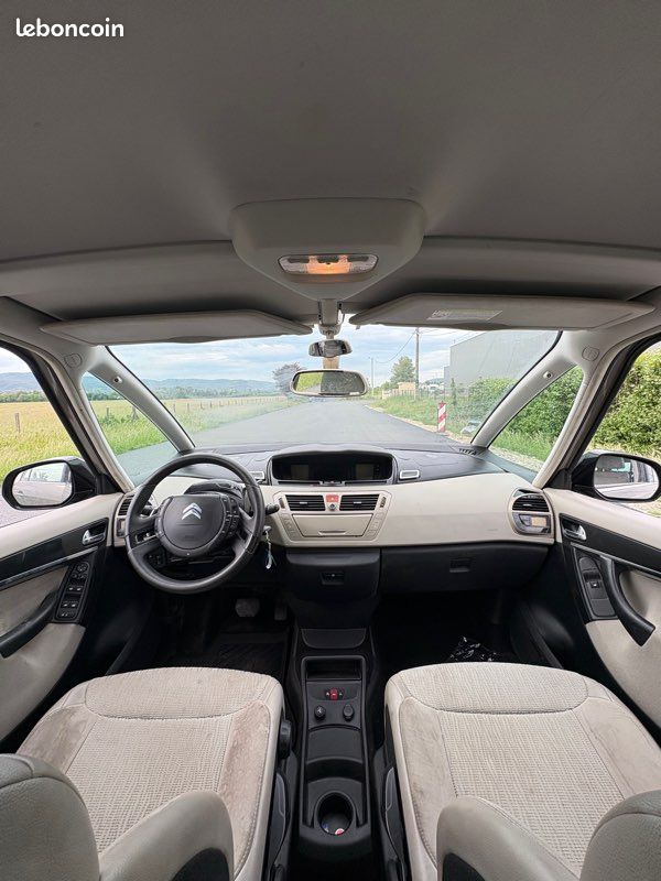 Citroën C4 Picasso Boîte automatique 2013 (image 5)