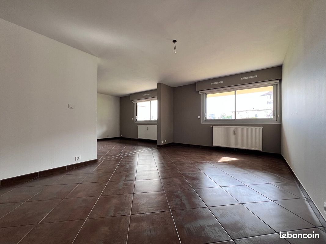 Appartement 5 pièces 109 m² · à Besançon · 109 m² · 1 120 €