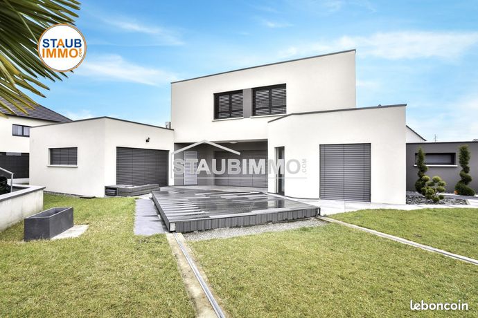 Maison 7 pièces 260 m²