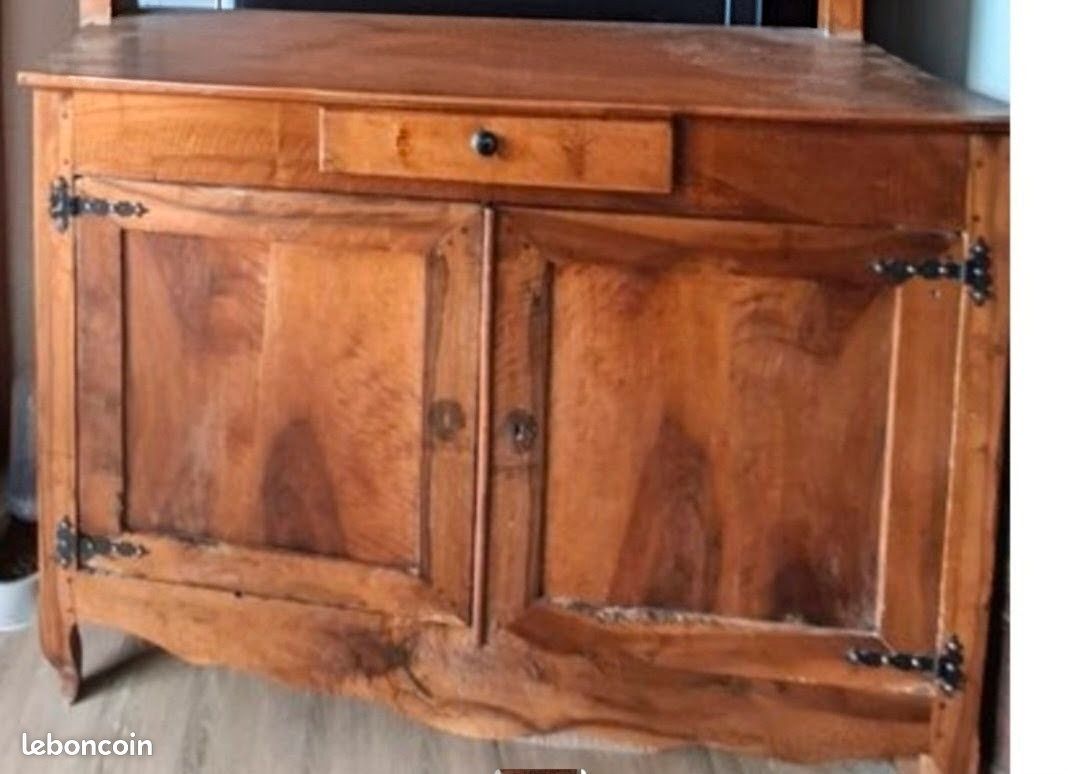 Très joli buffet /vaisselier en bois massif (image 4)