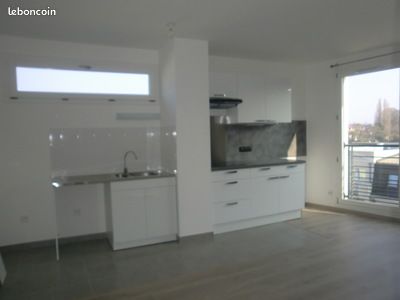 Appartement 2 pièces 44 m² · à Margny-lès-Compiègne · 44 m² · 706 €/mois