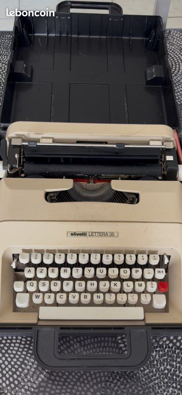 Machine à écrire vintage collector Olivetti LETTERA 35 (image 2)