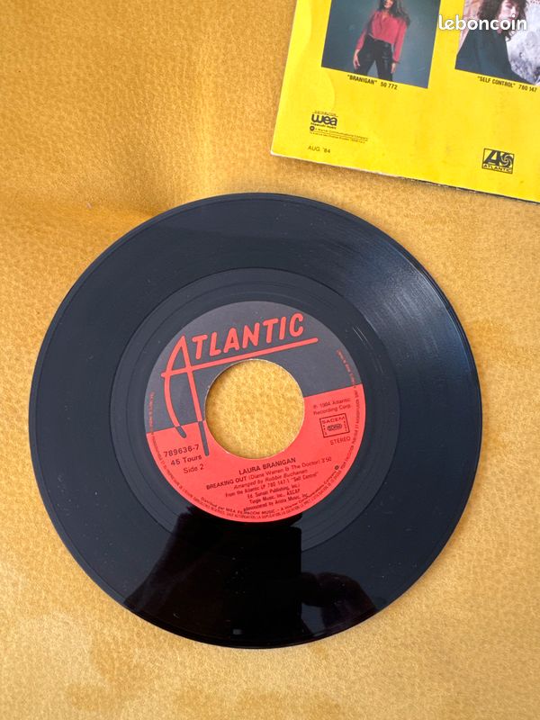 45T Laura Branigan (image 3)