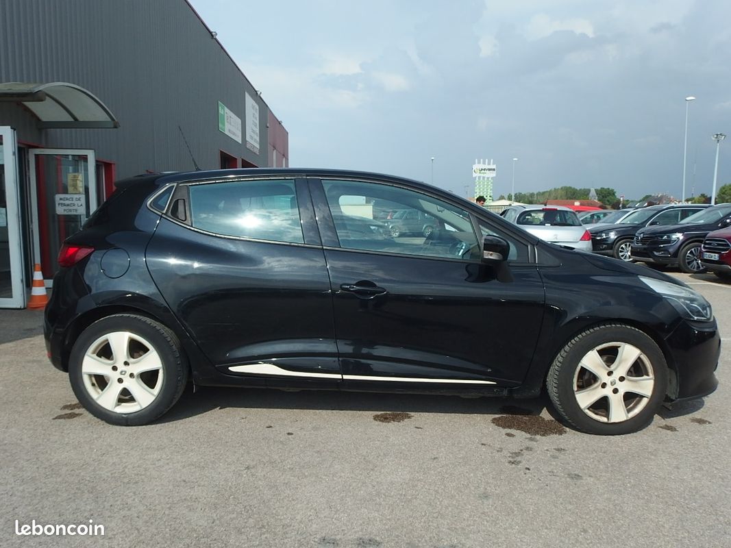 Renault CLIO IV 1.2 16V 75CH ZEN (image 8)