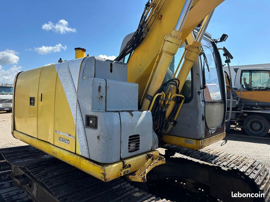New Holland Kobelco E145 (image 8)
